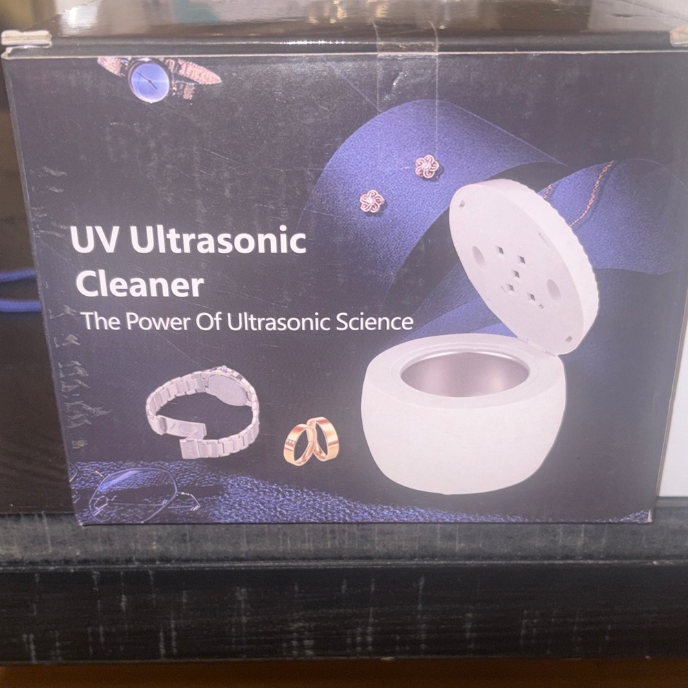 UV Ultrasonic Cleaner New in Box